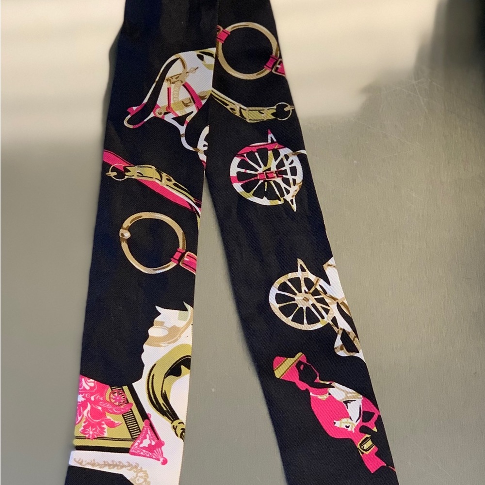 Authentic Rare HERMES Silk Twilly - Black White Pink